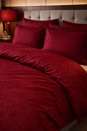 Комплект постільної  білизни євро 200х220  Premium сатин бордовий TC303376156 - фото 3