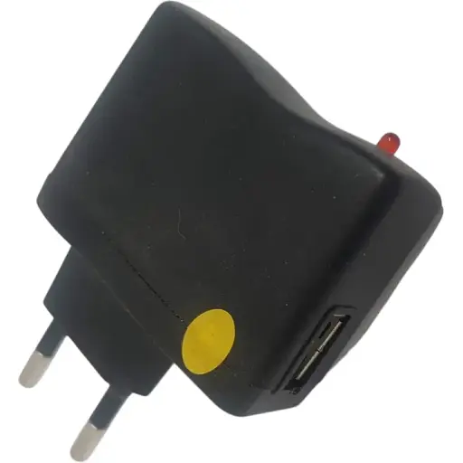 Універсальний пристрій Profi USB вихід - фото 1