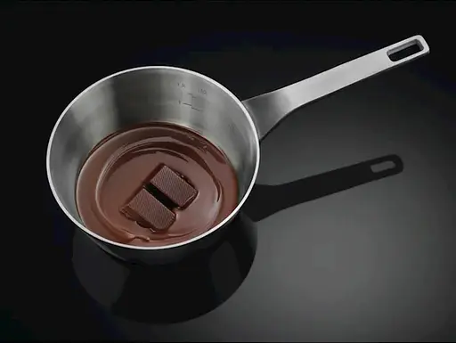 Варильна поверхня комбінована Electrolux 60 см розширена зона чугун чорний - фото 7