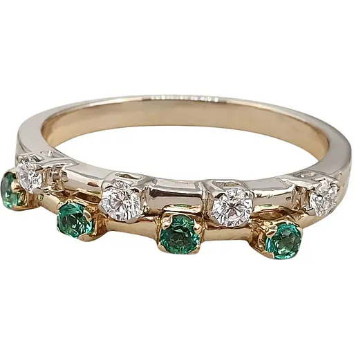 Золотое кольцо с бриллиантами и изумрудом. 202153 16,5 - фото 1