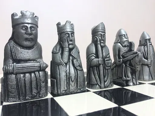 Шаховий набір острова Льюїс/шаховий набір чарівників ефект античної бронзи та олова - фото 4