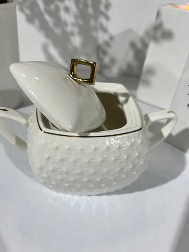 Сахарница Interos Снежная Королева с крышкой фарфоровая квадратная 500 мл белая 932511-А - фото 3