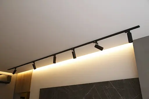 Трековий Світильник MJ-Light 8820-3T 15W BK 3000K - фото 3