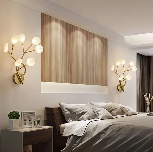 Флористичний настінний світильник у золотому корпусі на 7 плафонів Line F Арт. W686/7 GD - фото 1