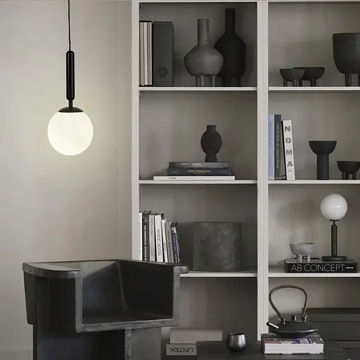 Підвісний чорний світильник Miira Large з білим матовим плафоном | Арт. A 201/1 BK H145 | Line F - фото 1