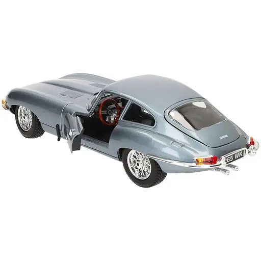 Автомодель Bburago Jaguar E-Type Coupe 1961, 1:18 (18-12044) - фото 3