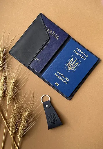 Подарочный набор кожаных аксессуаров с символикой темно-синий. - фото 3