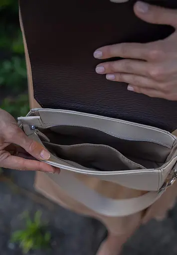 Женская кожаная сумка Ruby L'ясно-бежевая - фото 8