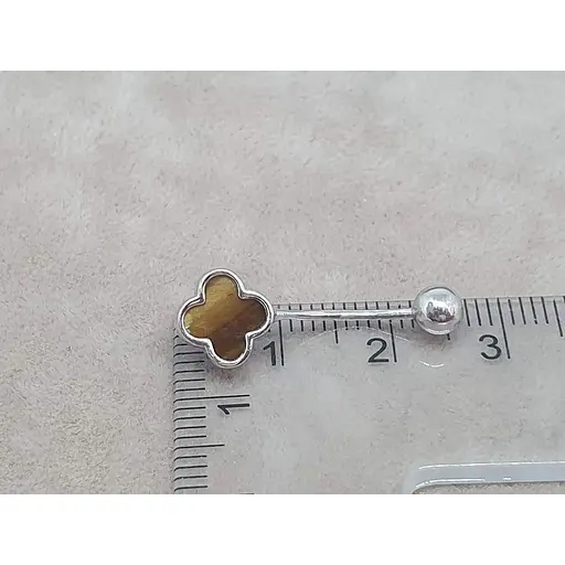 Серебряная серьга для пирсинга пупка Ирий Клевер с тигровым глазом. 6026.5 - фото 4