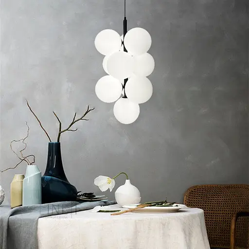 Подвесной светильник с белыми плафонами на черном основании | Line F | Арт. S28G/10 BK+WT - фото 1