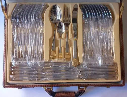 Набор столовых приборов Zepter Limited Edition LV-1003 в кейсе 72 предмета - фото 2