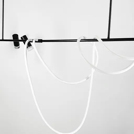 Стильная удлиненная LED люстра с тремя спотами длиной 150 см Ст. MBJ 7-1500-3 BK | Line F - фото 5