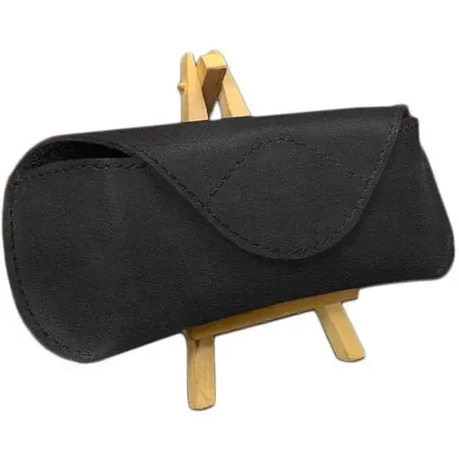 Кожаный чехол для очков BlankNote Crazy Horse с клапаном на магните Черный - фото 1