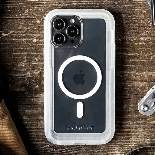 Противоударный чехол с клипсой Pelican Voyager MagSafe для iPhone 14 Pro (6.1") Clear аналог OtterBox Defender - фото 7
