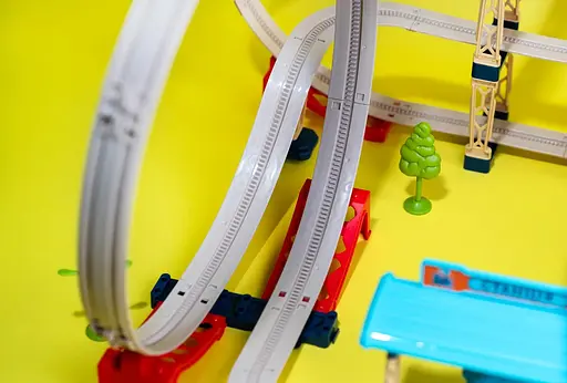 Игровой набор Otamanko Храбрый Паровозик трюковая железная дорога 175 деталей - фото 6