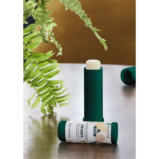 Бальзам для губ The Body Shop Миндальное молочко 4.2 г (1017146) - фото 2