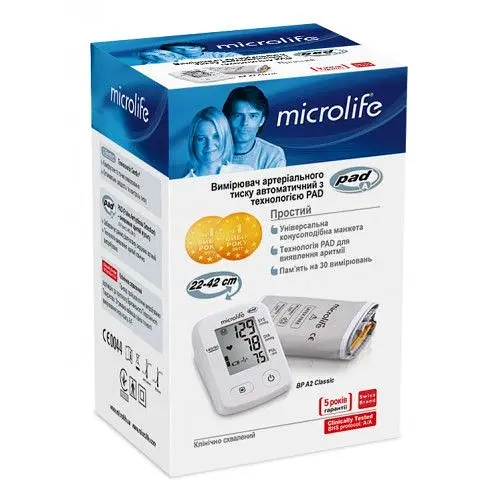 Тонометр Microlife BP A2 Classic на плече - фото 3