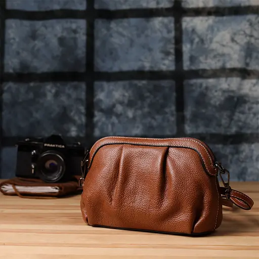 Жіноча сумка з драпіруванням з натуральної шкіри Vintage 23х15х7 см 000315804 - фото 10