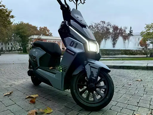 Электроскутер Двухместный Crosser CR22 (2500W, 72V/35Ah) Голубой - фото 9