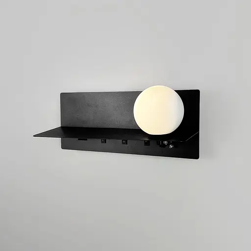 Удлиненное черное бра с плафоном, полочкой и USB 30х13 см Line F Арт. WB028/300 BK - фото 3