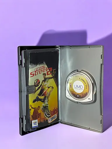 Лицензионный диск PSP FIFA Street 2, игра на PSP FIFA Street 2 - фото 3