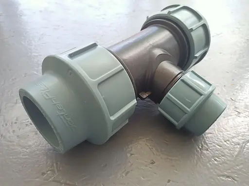 Тройник редукционный 50*32*50 мм зажимной Сантехпласт - фото 4