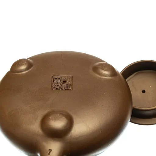 Исинский чайник Шипьяо Лотос и воробей 240 мл - фото 4