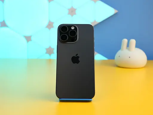 Смартфон Apple iPhone 15 Pro Max 256GB Black Titanium (MU773) Б/В [157444] - фото 6