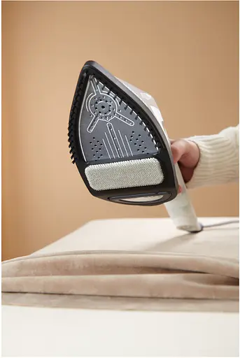 Sencor Отпариватель компактный, 1800Вт, 180мл, постоянный пар - 25гр, керамическая подошва, бело-коричневый - фото 7