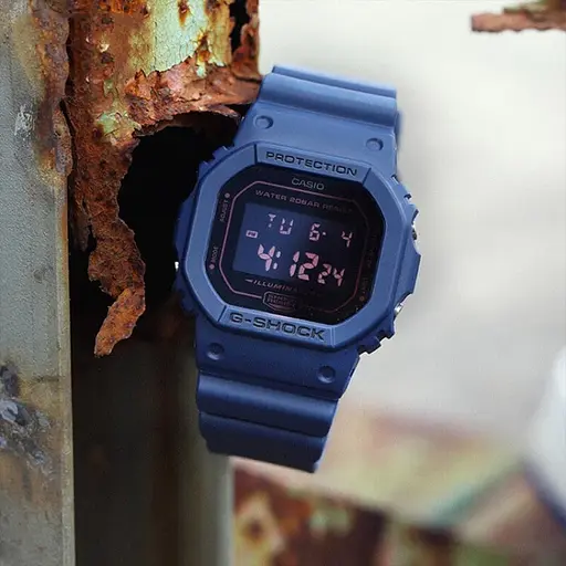 Противоударные часы мужские наручные Casio G-Shock DW-5600BBM-2ER с полимерным ремешком - фото 7