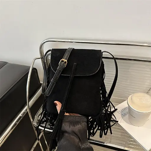 Женская стильная сумка с бахромой Lilly P2-9333A