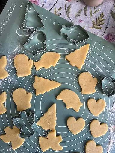 Набір металевих форм для вирізання висічки вирубки печива 6 шт. (янголятко, ялинка, рибка, сердечко), Master Class Сірий 86828 - фото 3