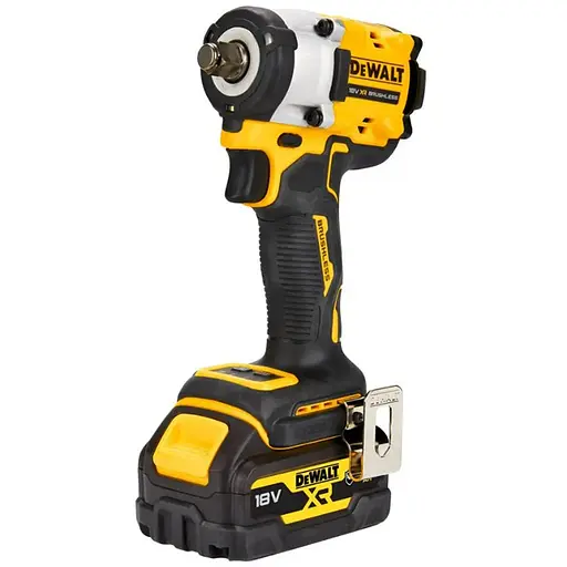 Гайковерт ударный аккумуляторный DeWalt с АКБ и ЗУ DCF921P2G - фото 1