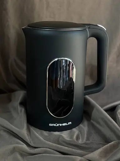 Электрочайник Grunhelm EKS-25031B LED экран 1.7л 2200Вт Черный - фото 3
