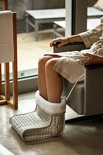 Электрическая грелка для ног с LCD пультом Adler AD 7432 - фото 8