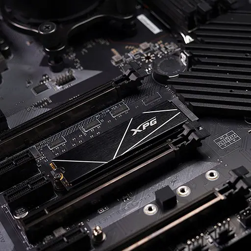 SSD накопитель ADATA XPG Gammix S70 Blade 4TB (AGAMMIXS70B-4T-CS) [135455] - фото 9