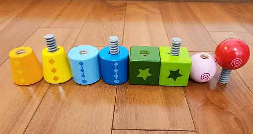 Набір дерев'яних блоків Hape Закрути E0416 Набір дерев'яних блоків - фото 5