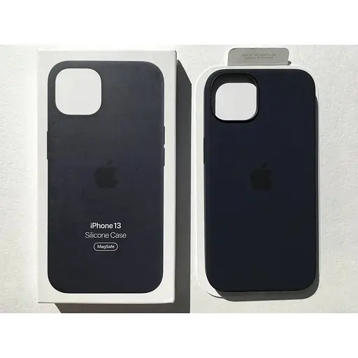 Оригинальный силиконовый чехол Apple Silicone Case MagSafe для iPhone 13 Midnight MM2A3ZM/A - фото 3