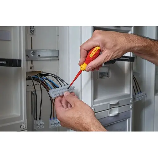 Викрутка Bosch Professional VDE SL3.5x75 мм (1.600.A02.NC1) - фото 2