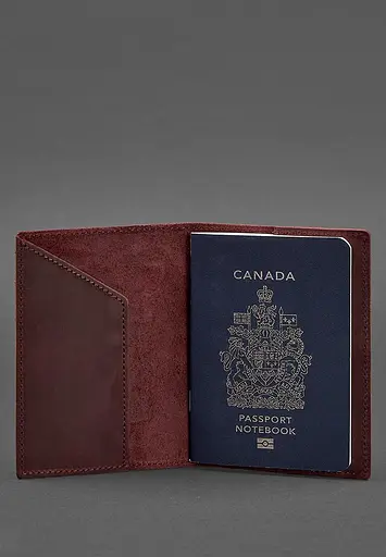 Кожаная обложка для паспорта с канадским гербом бордовая Crazy Horse - фото 3