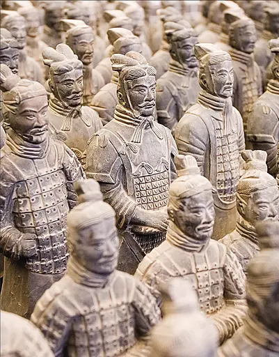 History: A Children's Encyclopedia - фото 6