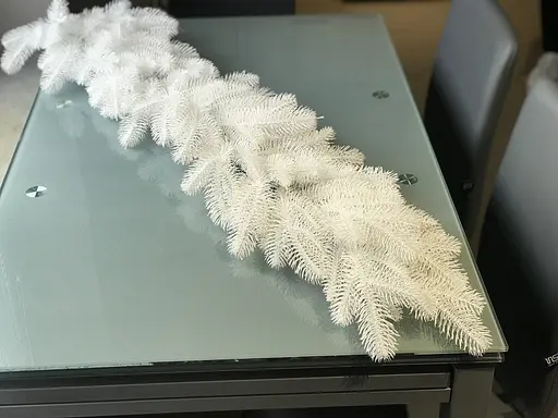 Хвойні гірлянди Hvoya Lux литі білі (7 шт. x 1.2 м) - фото 2