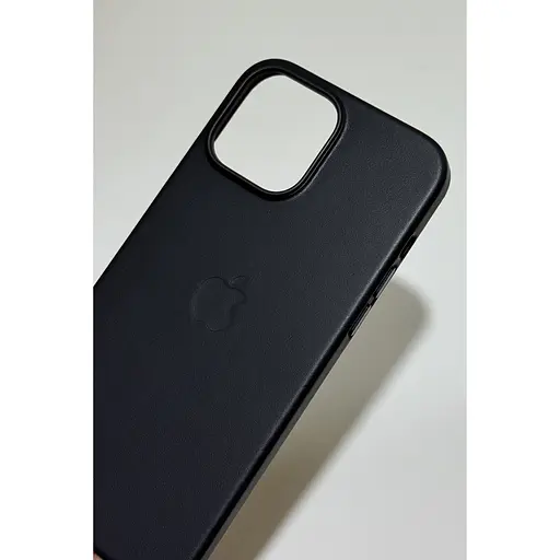 Оригінальний шкіряний чохол Apple Leather Case with MagSafe для iPhone 13 Pro Max (6.7") Midnight Black MM1R3ZM/A - фото 6