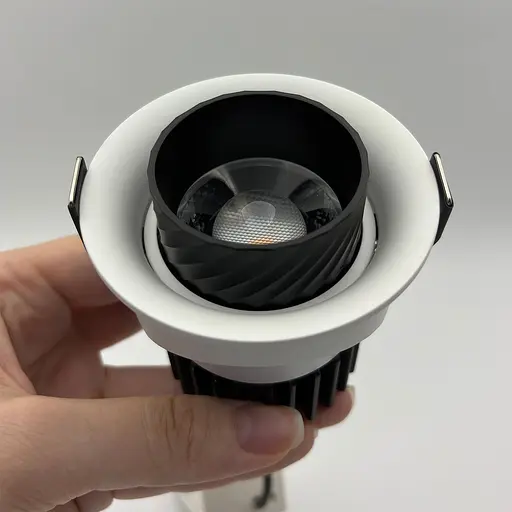 Встраиваемый светильник Skarlat RSL74331 10W WH+BK 4000K - фото 3