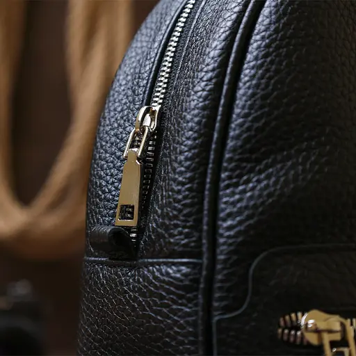 Кожаный женский рюкзак SHVIGEL 21х27,5х10 см sum0020098 - фото 8