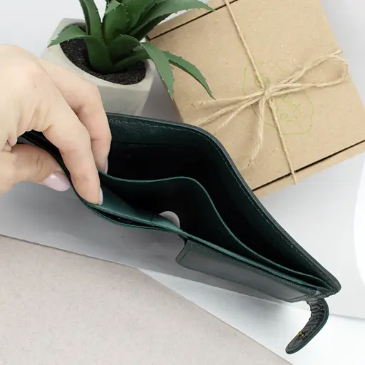 Кошелек мужской кожаный зеленый Handycover HC0041 с гербом Украины - фото 6