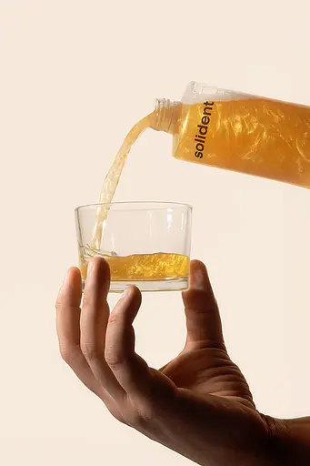 Ополіскувач для ротової порожнини Solident Gold-Infused Mouthwash із колоїдним золотом 400 мл - фото 3