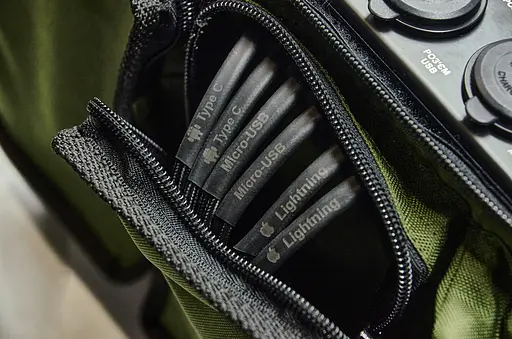 Багатоканальний блок Charger Bandera Power-225 S для швидкого заряджання та освітлення - фото 6