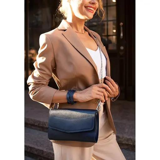 Шкіряна жіноча сумка Еліс темно-синя - фото 10