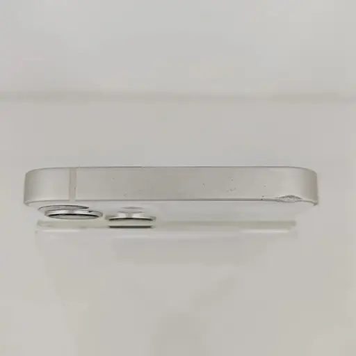 Смартфон Apple iPhone 13 128Gb Starlight A2633 (MLPG3ZD/A) (M5P6PXMKJK) Б/В - фото 5